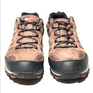 wolverine muir waterproof hiking shoe